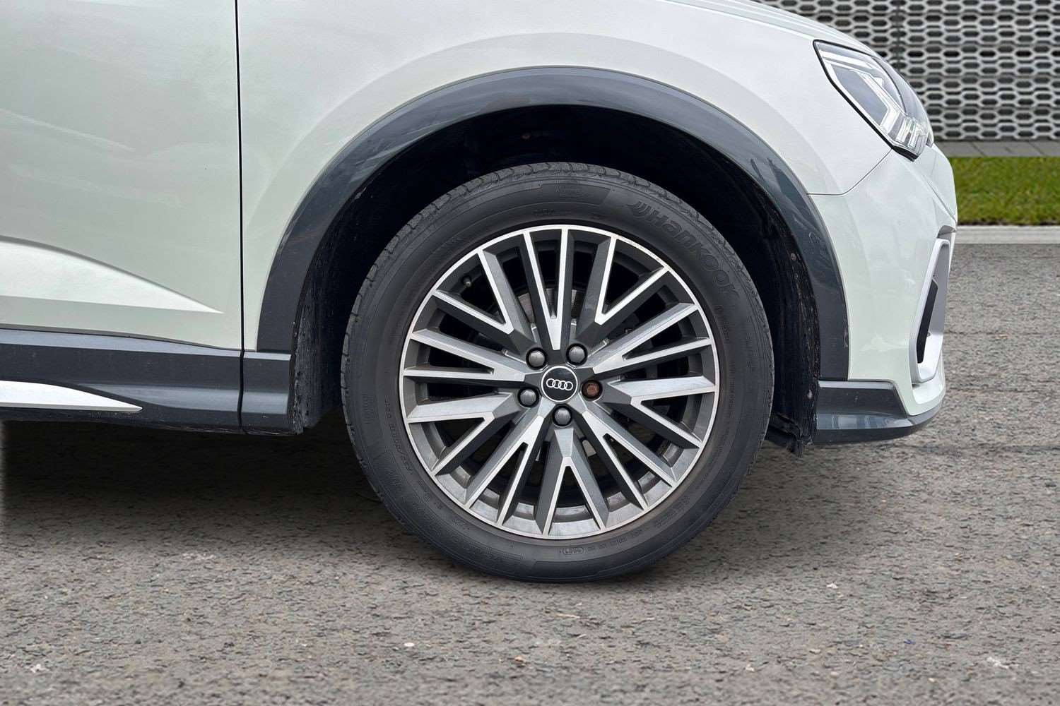 Used Audi Q3 for sale - 78104748: Photo 5