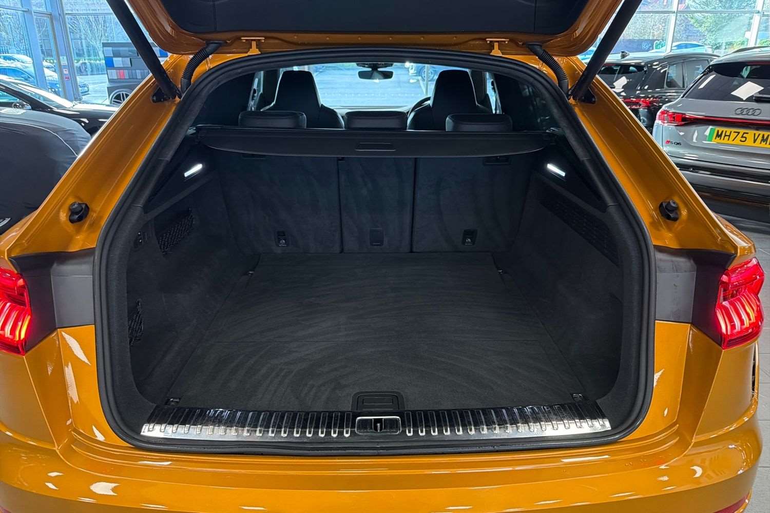 Used Audi RS Q8 2021 for sale - 77480673: Photo 13