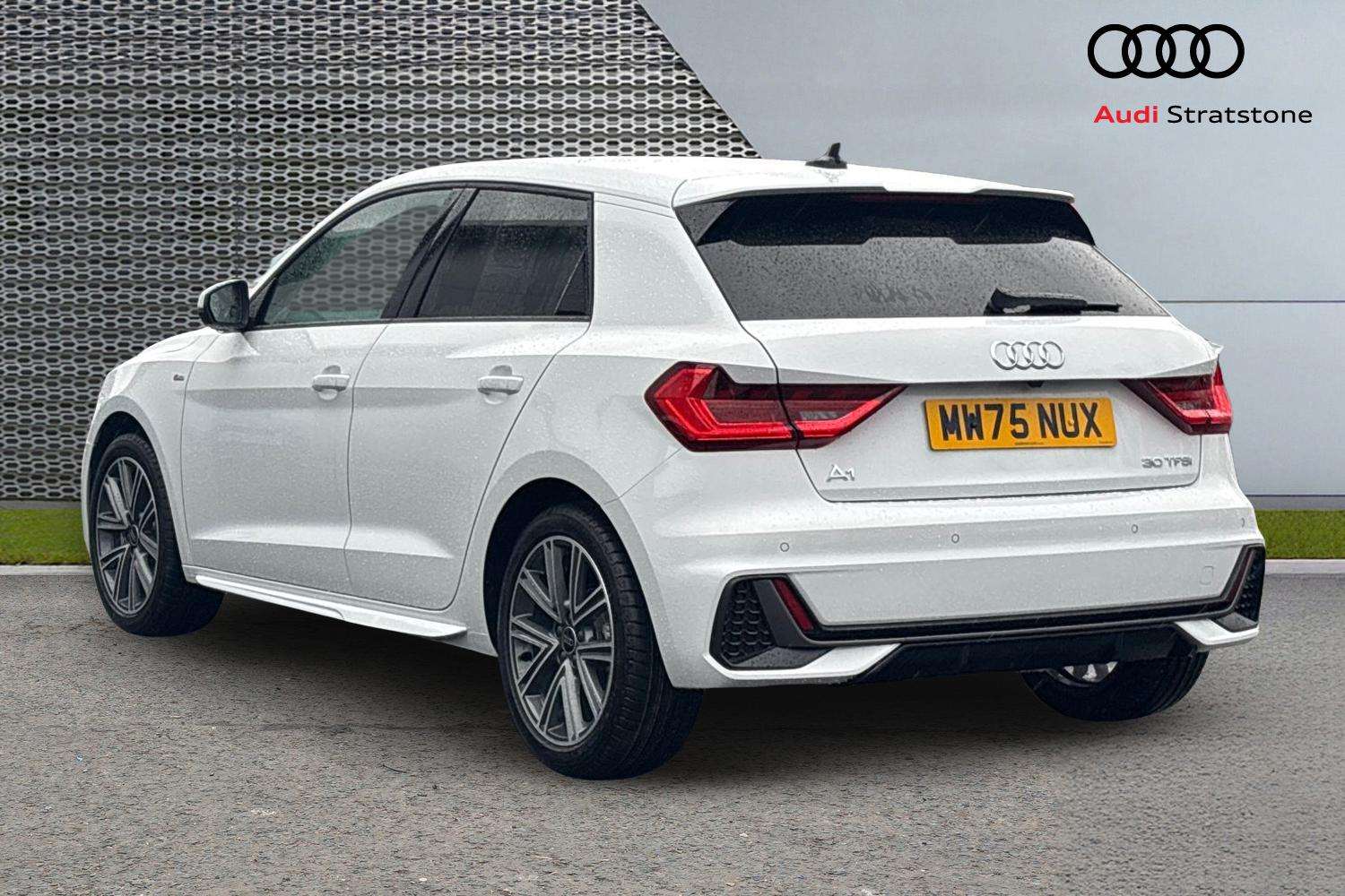 Used Audi A1 2025 for sale - 76610666: Photo 3
