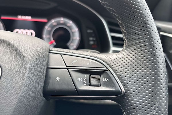 Used Audi Q8 2022 for sale - 76310875: Photo 17