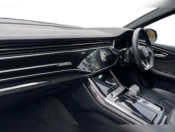 Used Audi Q8 2022 for sale - 76310875: Photo 2
