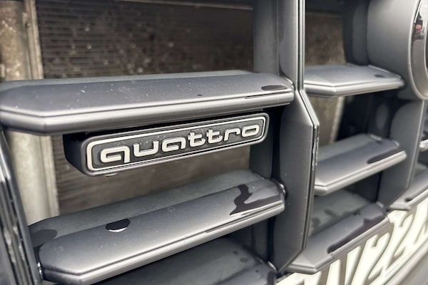Used Audi Q8 2022 for sale - 76310875: Photo 33