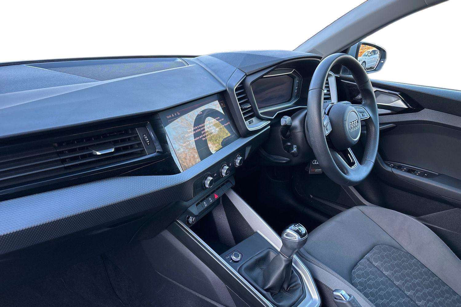 Used Audi A1 2023 for sale - 76804746: Photo 2