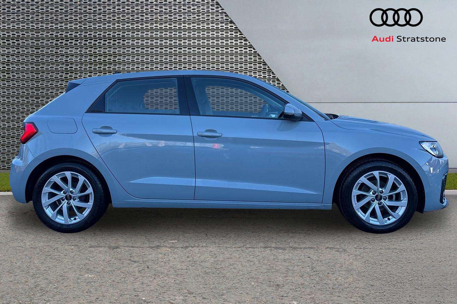 Used Audi A1 2023 for sale - 76804746: Photo 4