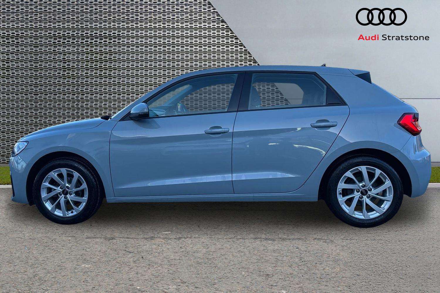 Used Audi A1 2023 for sale - 76804746: Photo 8