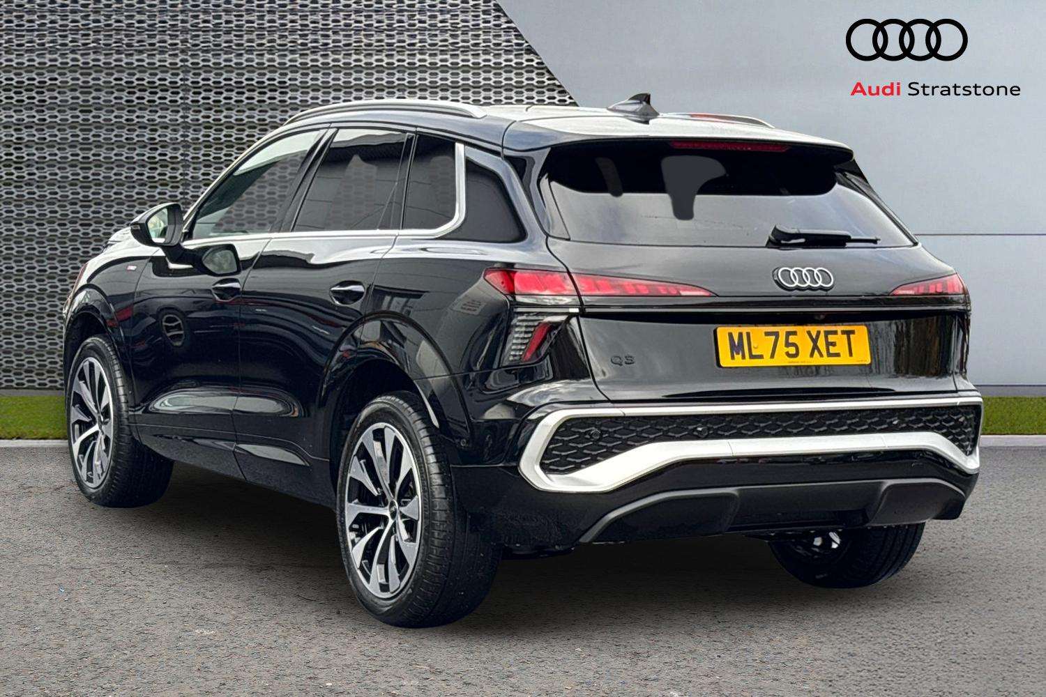 Used Audi Q3 2025 for sale - 76488040: Photo 3