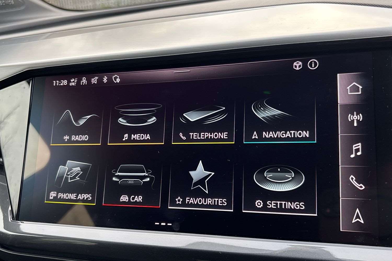 Used Audi Q4 e-tron 2022 for sale - 76648912: Photo 32