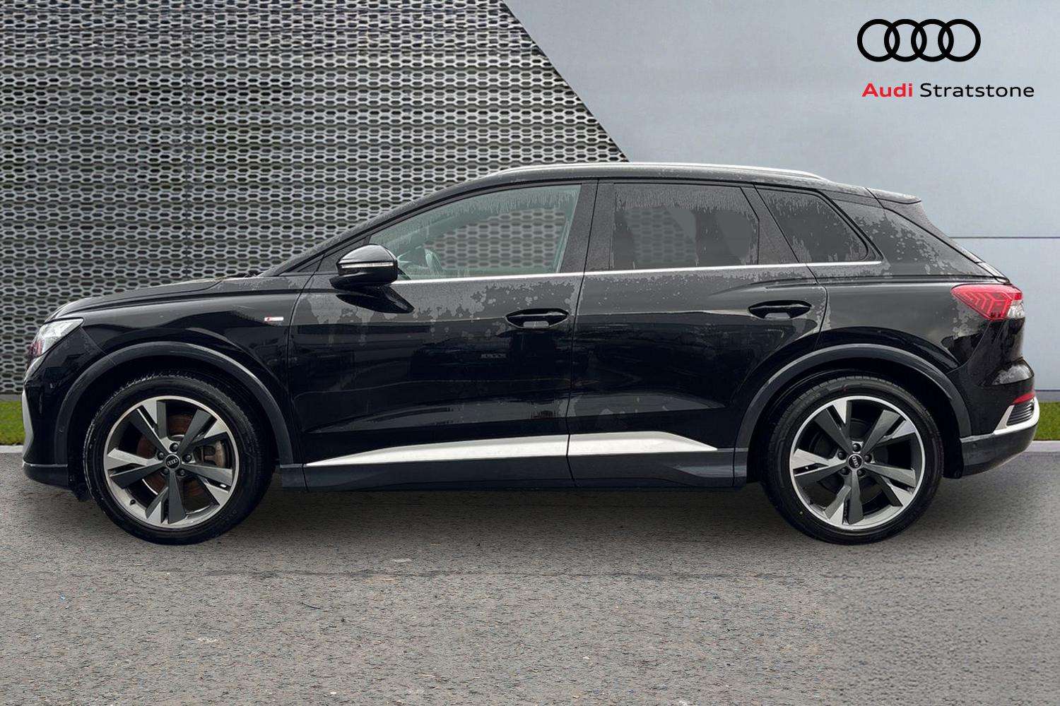 Used Audi Q4 e-tron 2022 for sale - 76648912: Photo 8