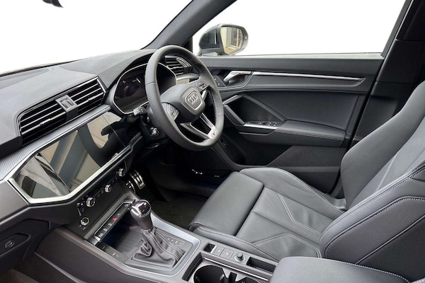 Used Audi Q3 2025 for sale - 76262408: Photo 2