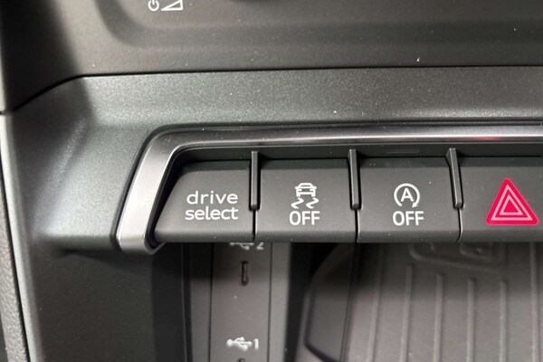 Used Audi Q3 2025 for sale - 76262408: Photo 30