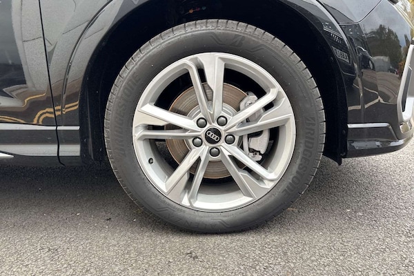Used Audi Q3 2025 for sale - 76262408: Photo 5