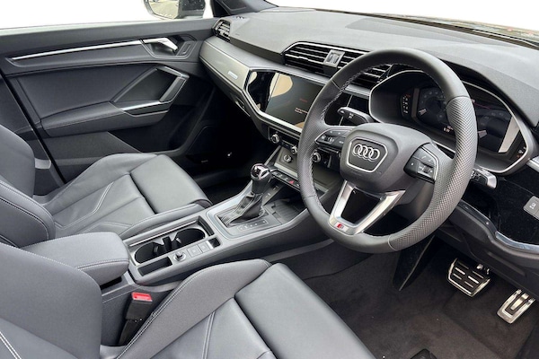 Used Audi Q3 2025 for sale - 76262408: Photo 6