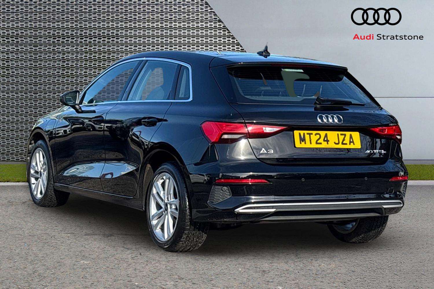 Used Audi A3 2024 for sale - 77756449: Photo 3