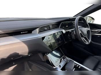 Used Audi Q8 2023 for sale - 79671916: Photo