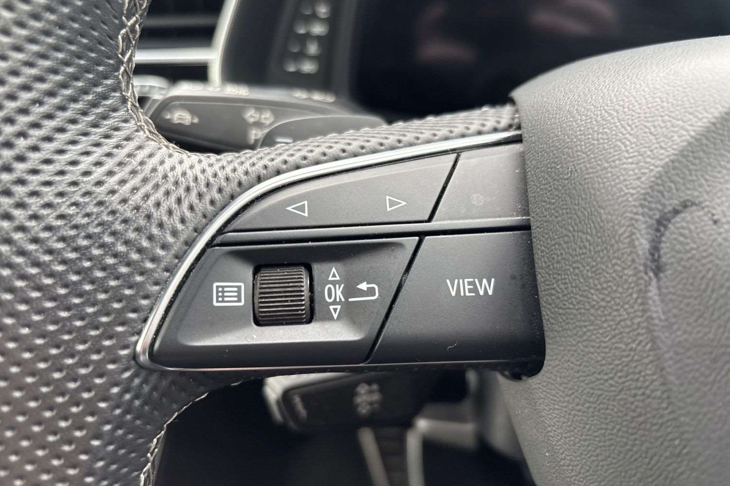 Used Audi Q7 2023 for sale - 76732368: Photo 16