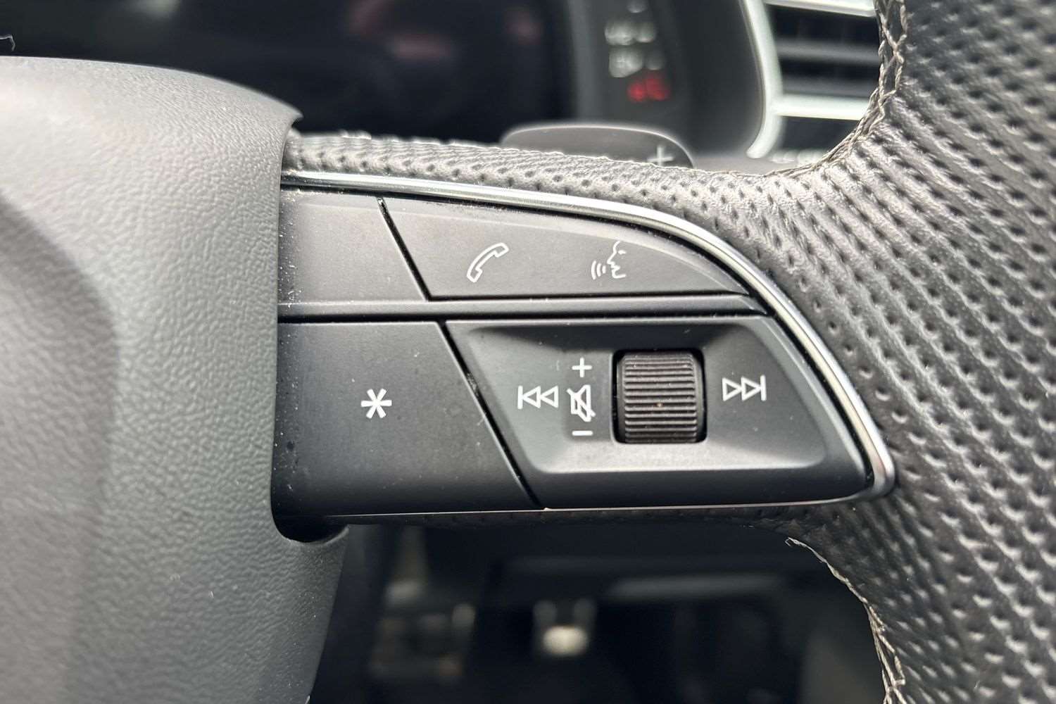 Used Audi Q7 2023 for sale - 76732368: Photo 17