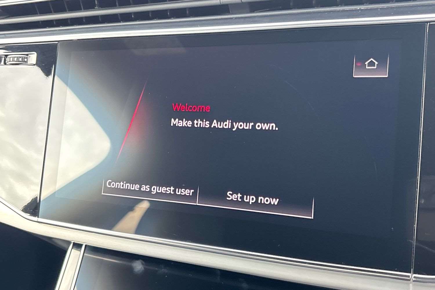 Used Audi Q7 2023 for sale - 76732368: Photo 32