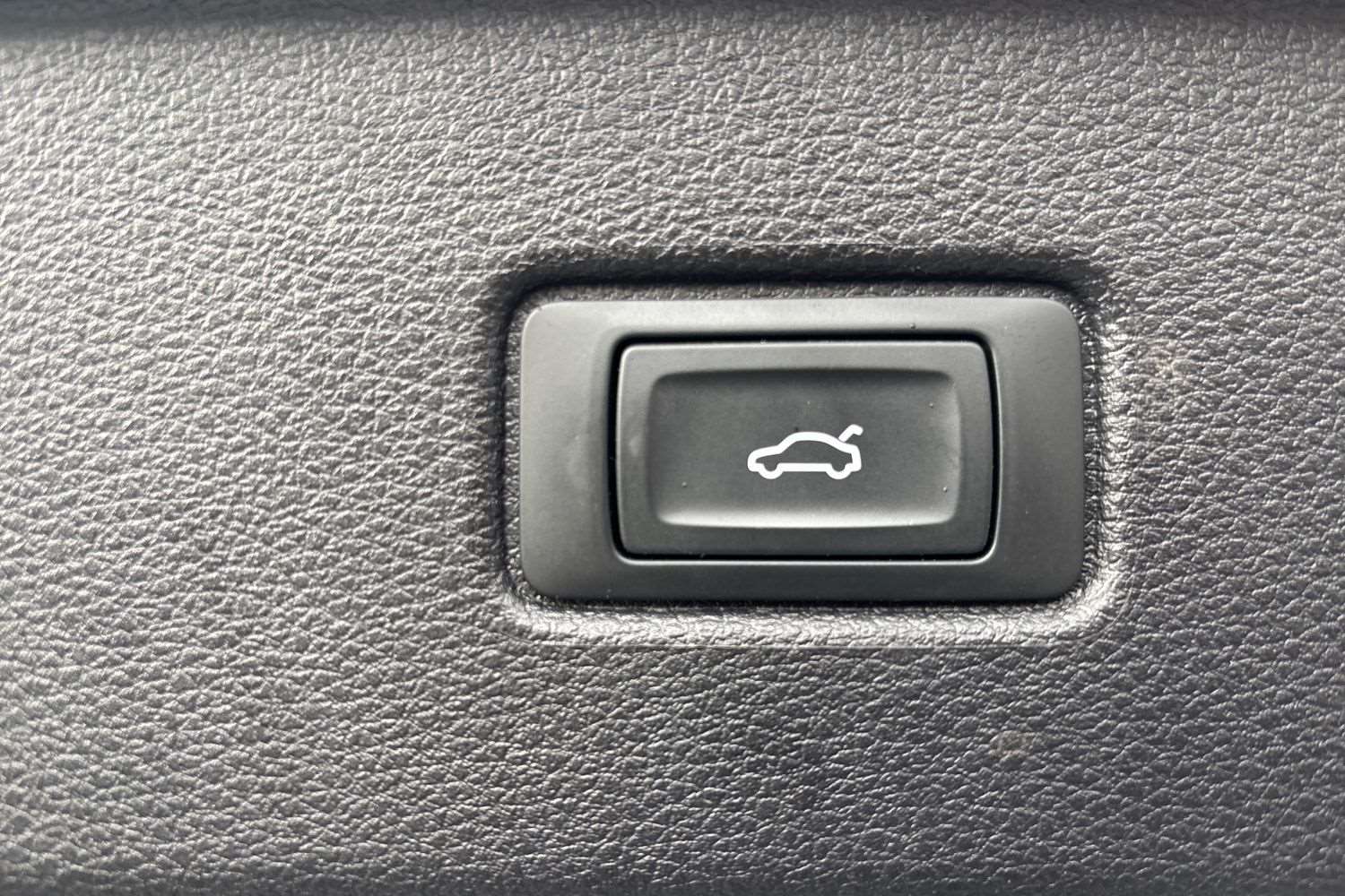 Used Audi Q7 2023 for sale - 76732368: Photo 34