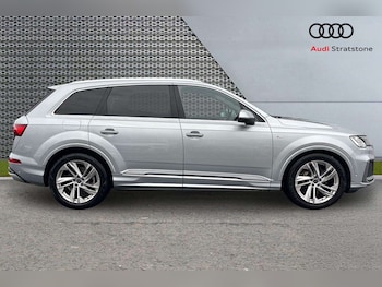 Used Audi Q7 2023 for sale - 76732368: Photo