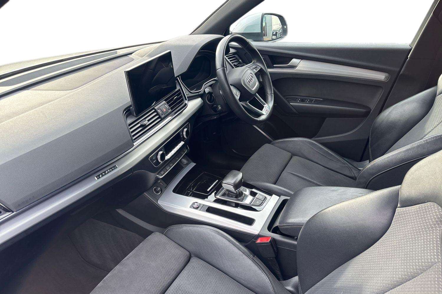 Used Audi Q5 2022 for sale - 76242421: Photo 2