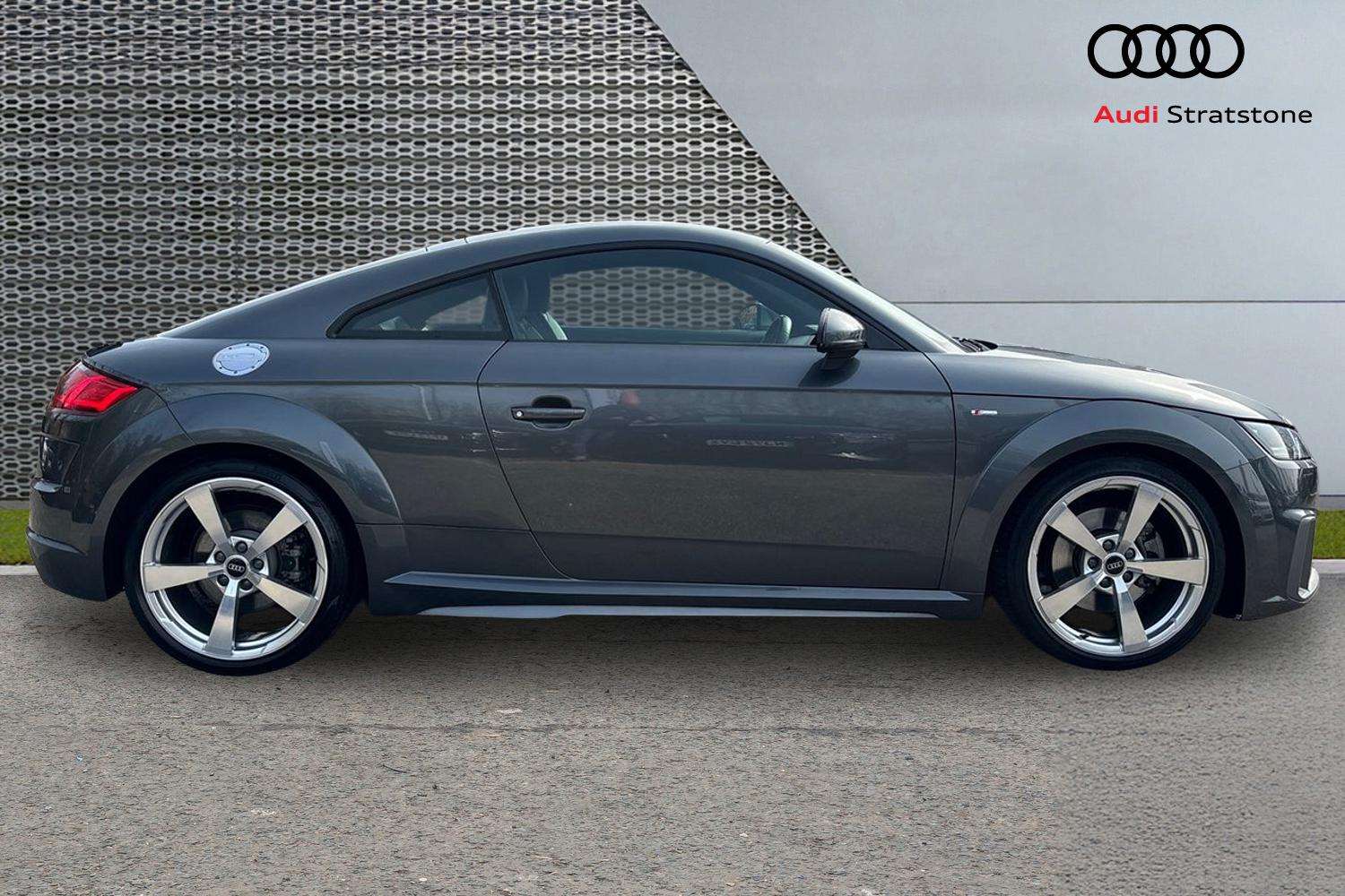 Used Audi TT 2022 for sale - 77972486: Photo 4