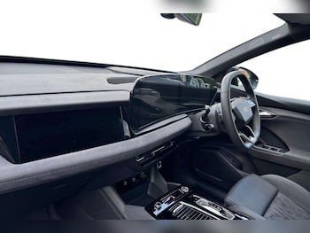 Used Audi Q6 e-tron 2026 for sale - 79183340: Photo
