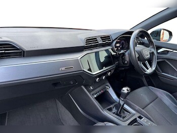 Used Audi Q3 2020 for sale - 76411225: Photo