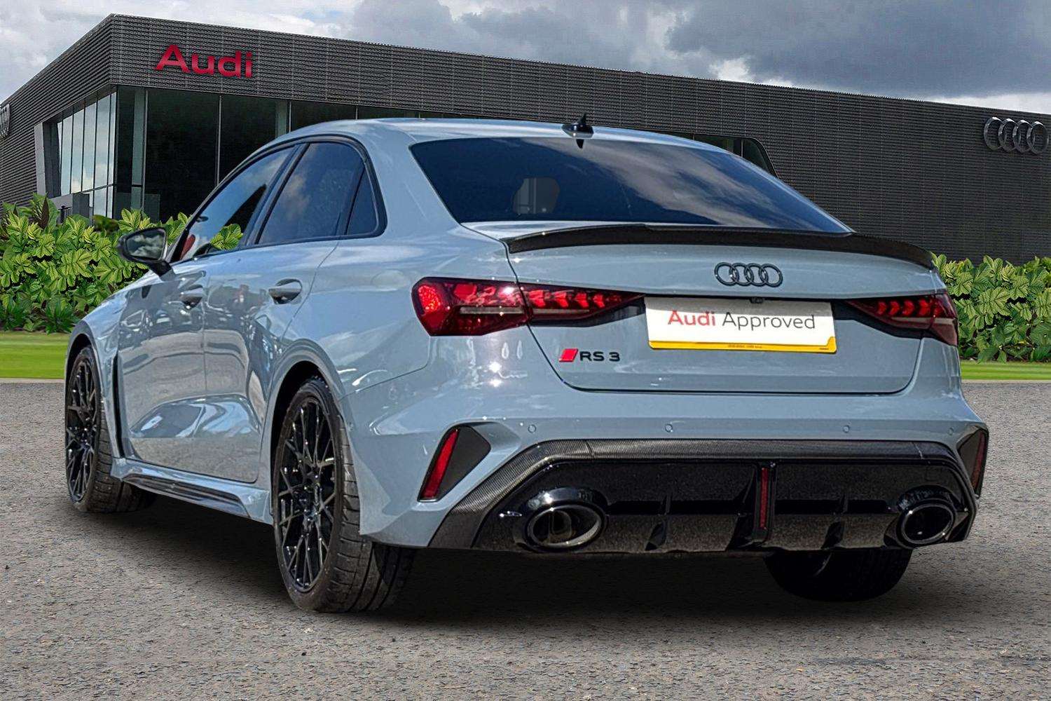 Used Audi RS3 2025 for sale - 76156056: Photo 3