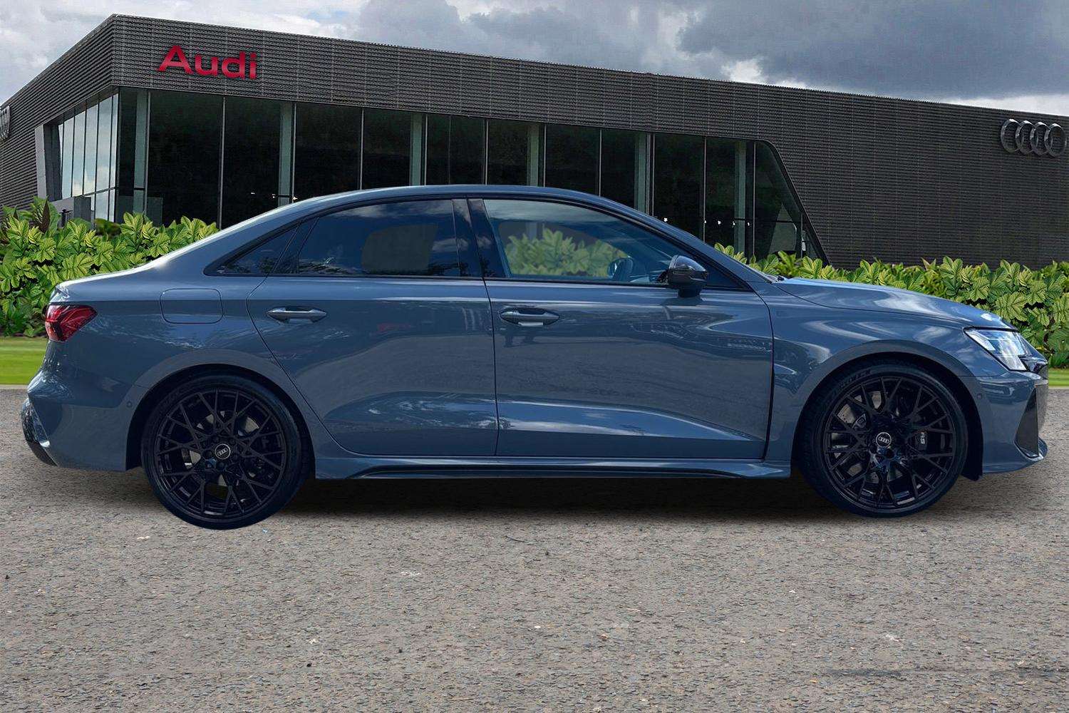 Used Audi RS3 2025 for sale - 76156056: Photo 4