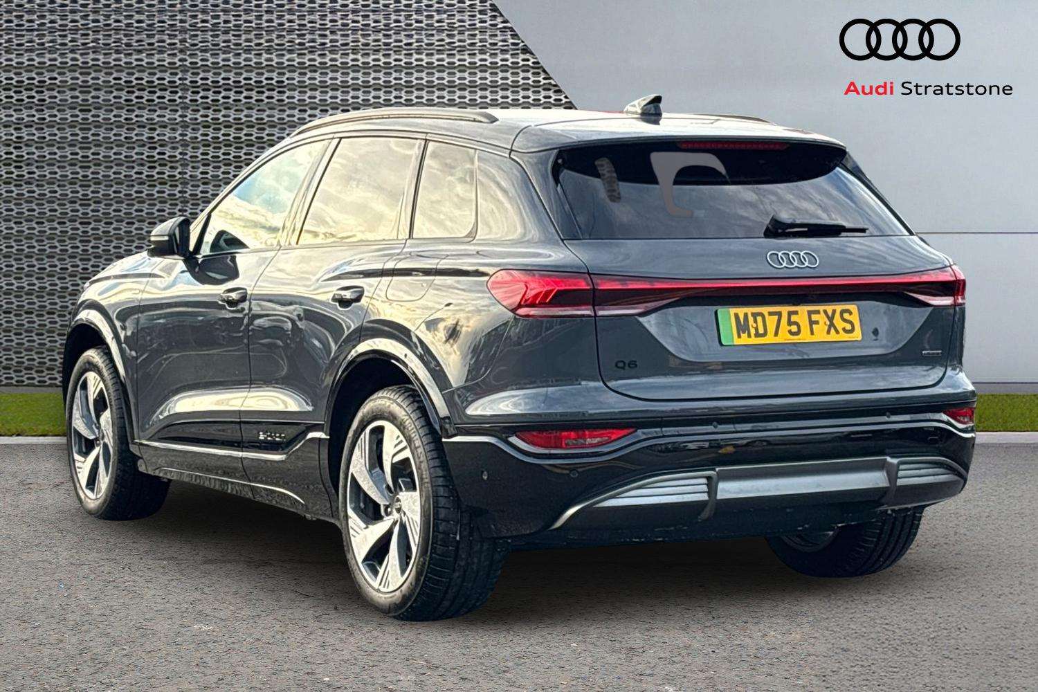Used Audi Q6 e-tron 2025 for sale - 77219617: Photo 3