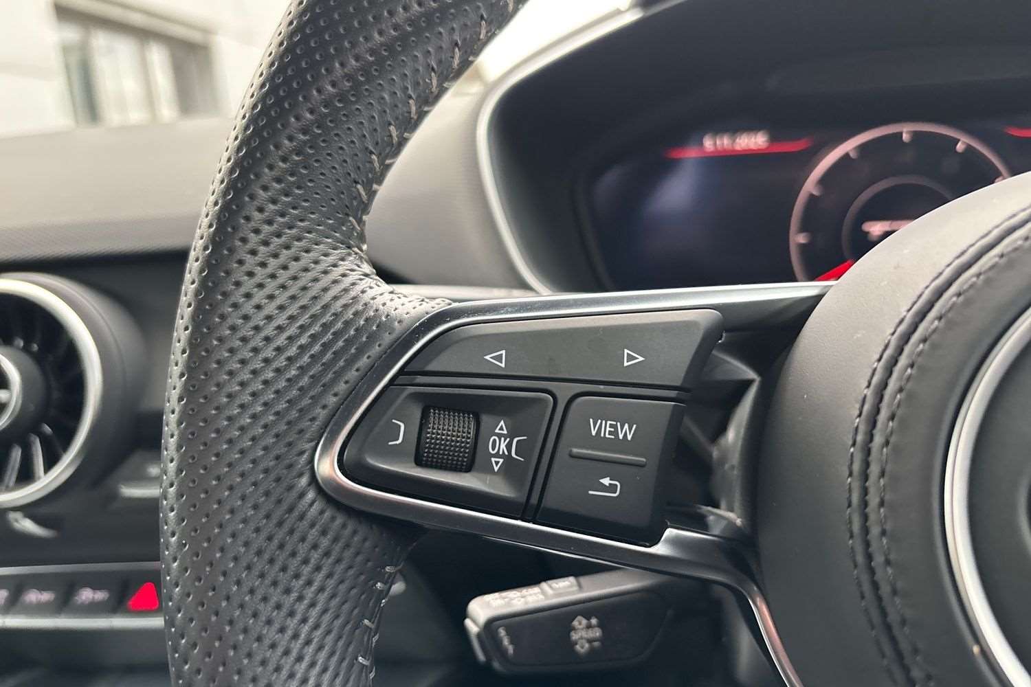 Used Audi TT 2022 for sale - 76488053: Photo 16