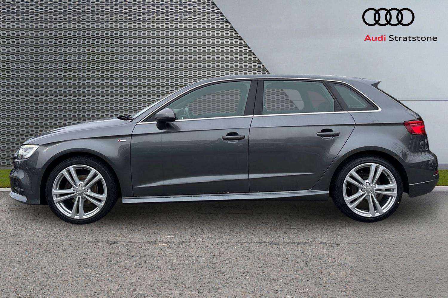 Used Audi A3 2019 for sale - 77995852: Photo 8