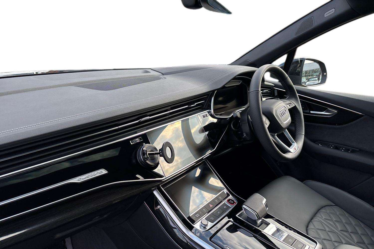 Used Audi Q7 2025 for sale - 77772138: Photo 2