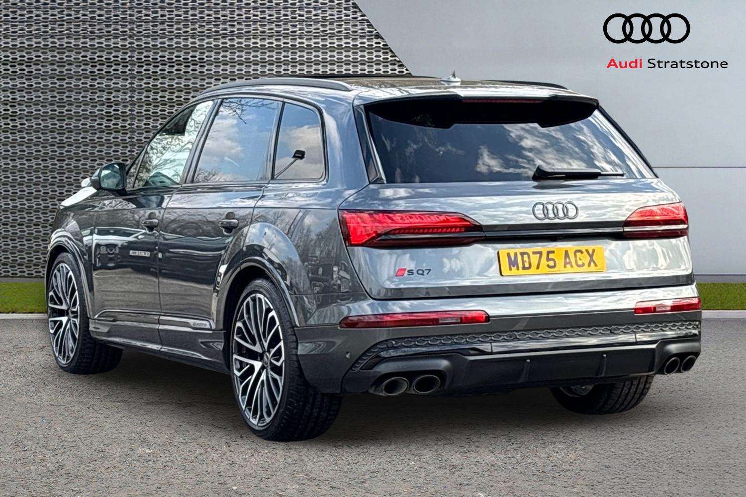 Used Audi Q7 2025 for sale - 77772138: Photo 3