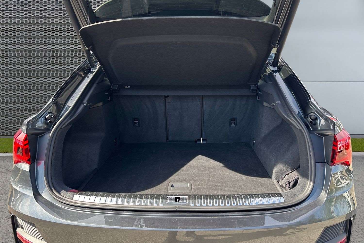 Used Audi Q3 2023 for sale - 78161589: Photo 13