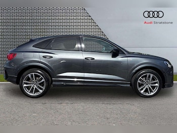 Used Audi Q3 2023 for sale - 78161589: Photo