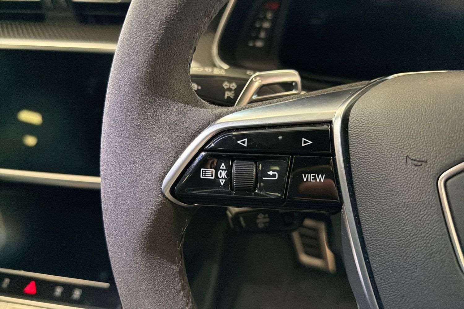 Used Audi RS6 2023 for sale - 77472584: Photo 16