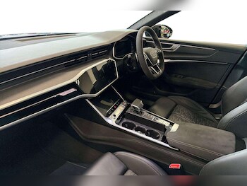 Used Audi RS6 2023 for sale - 77472584: Photo