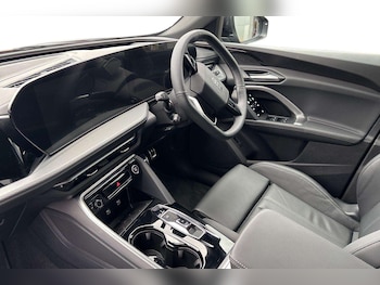 Used Audi Q5 2025 for sale - 76242580: Photo