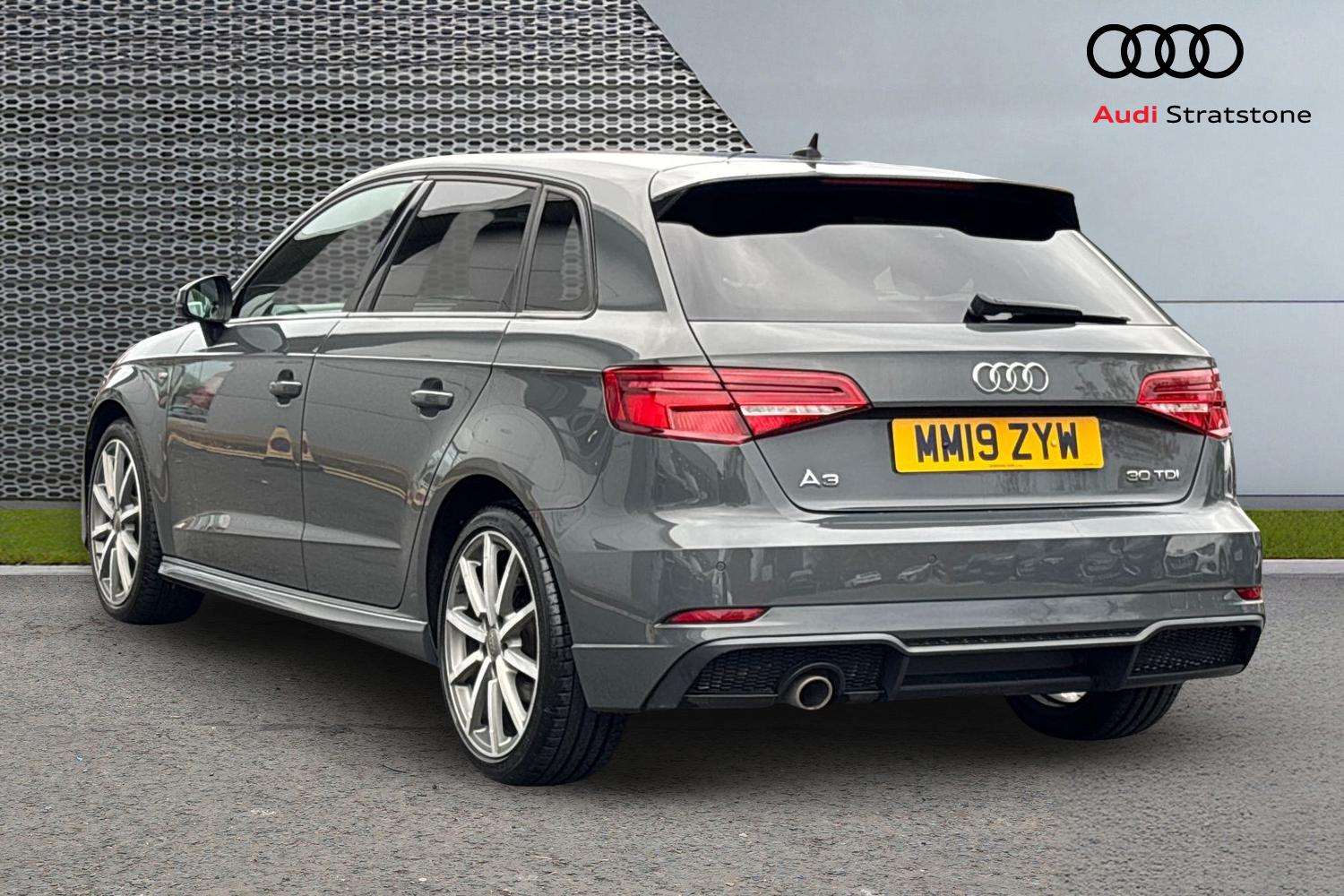 Used Audi A3 2019 for sale - 76540858: Photo 3