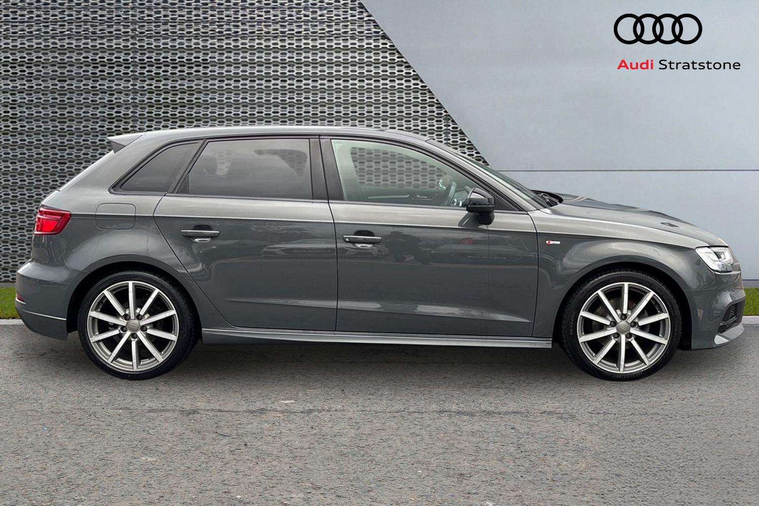 Used Audi A3 2019 for sale - 76540858: Photo 4
