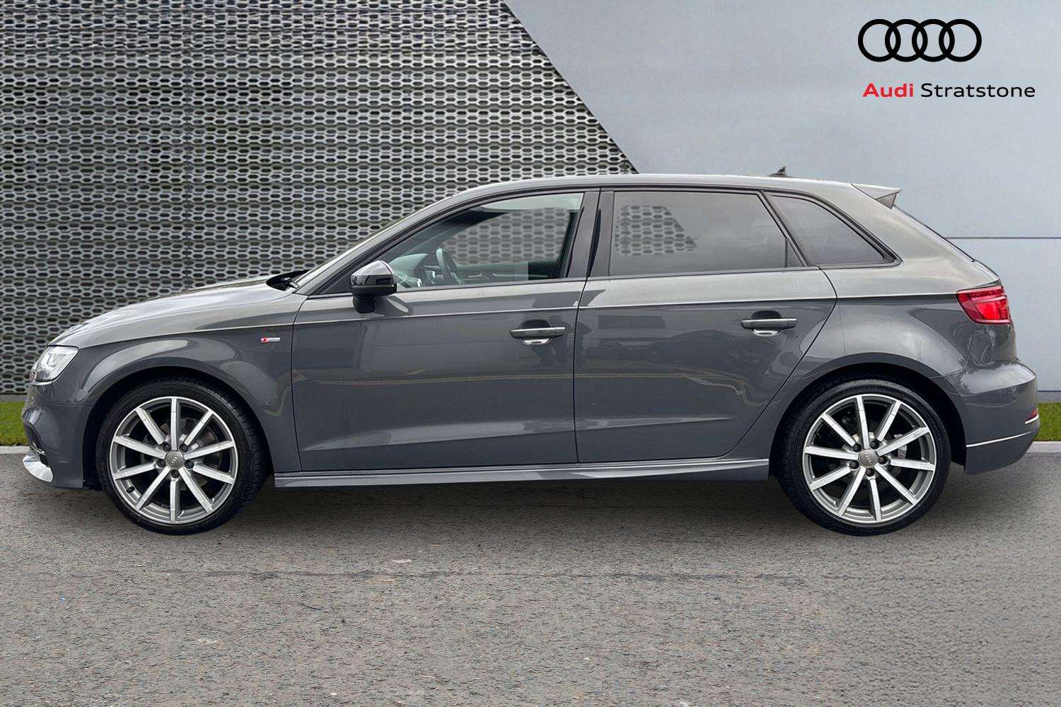 Used Audi A3 2019 for sale - 76540858: Photo 8