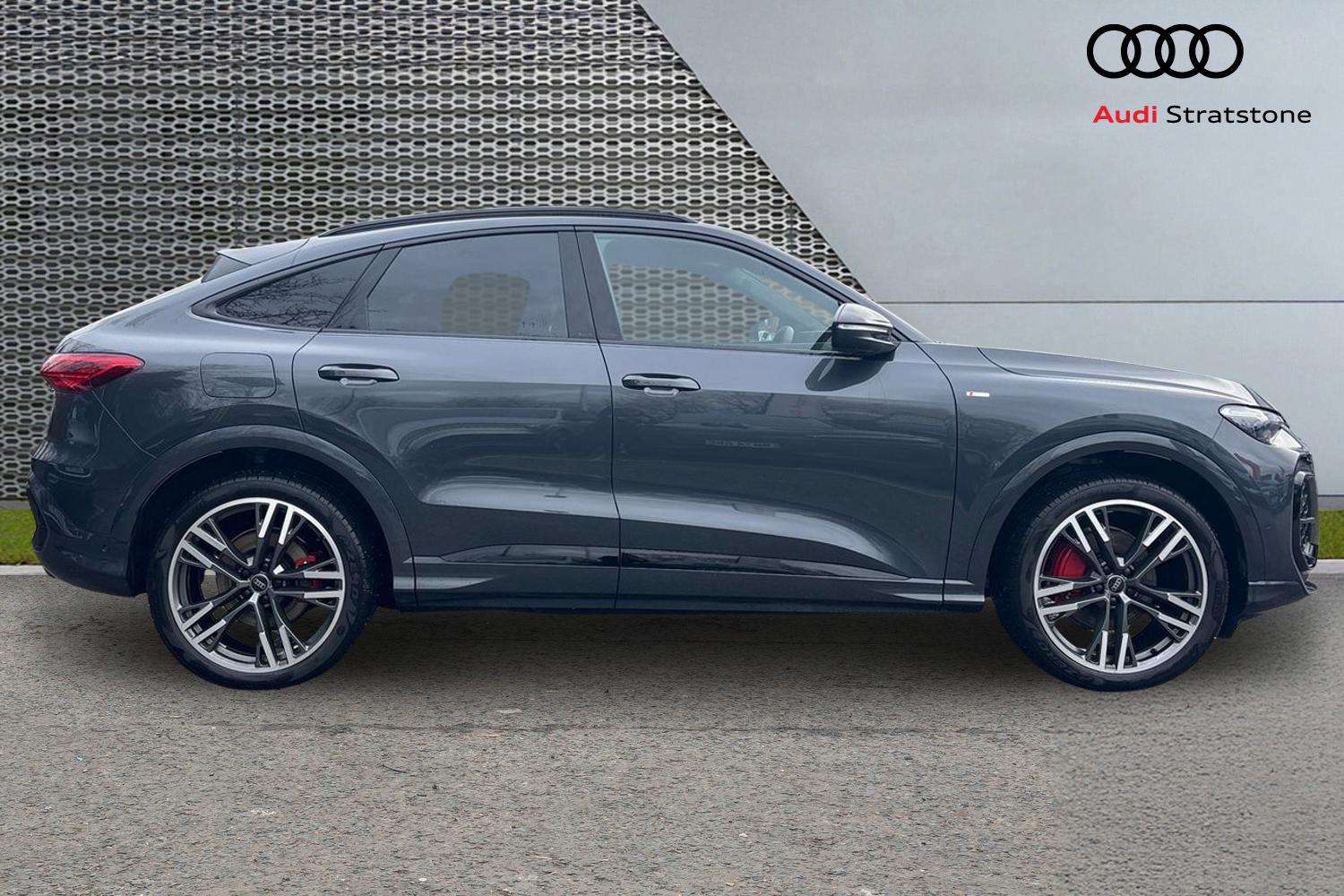 Used Audi Q5 2025 for sale - 77397889: Photo 4