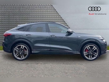 Used Audi Q5 2025 for sale - 77397889: Photo