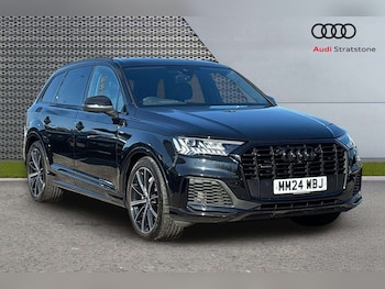 Used Audi Q7 2024 for sale - 77960800: Photo