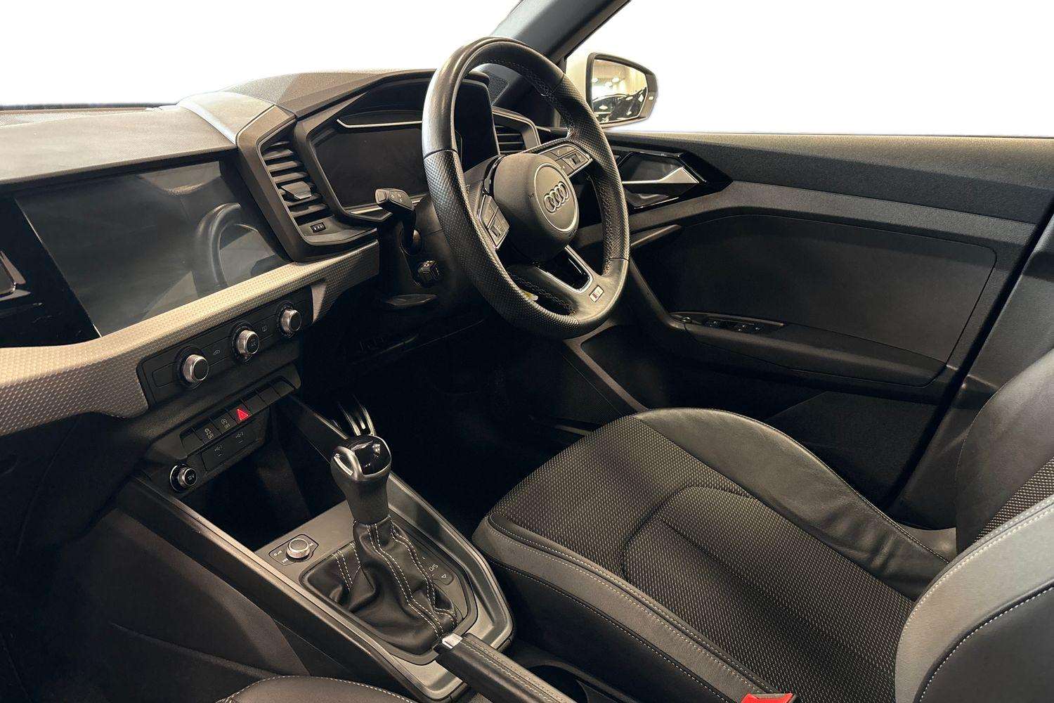 Used Audi A1 2022 for sale - 76170061: Photo 2