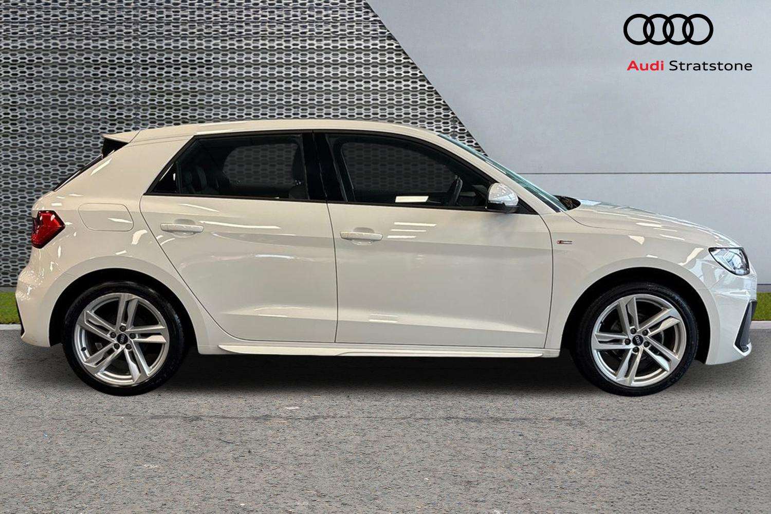 Used Audi A1 2022 for sale - 76170061: Photo 4