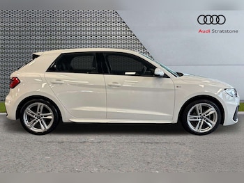 Used Audi A1 2022 for sale - 76170061: Photo