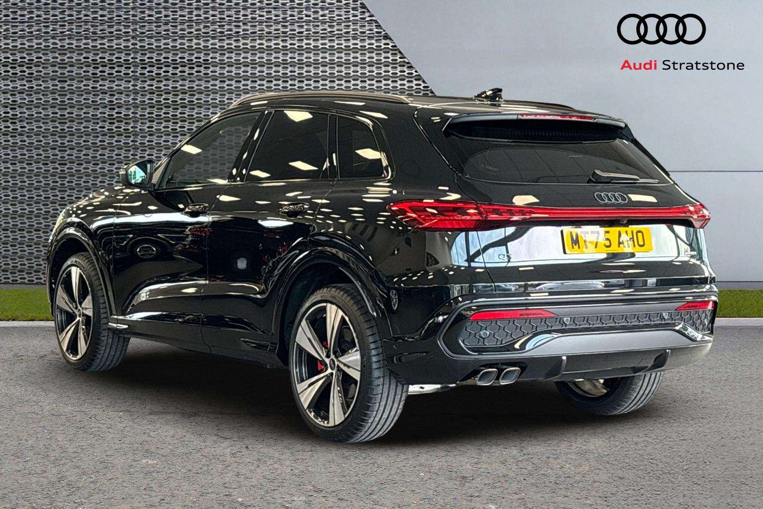 Used Audi Q5 2025 for sale - 76170065: Photo 3