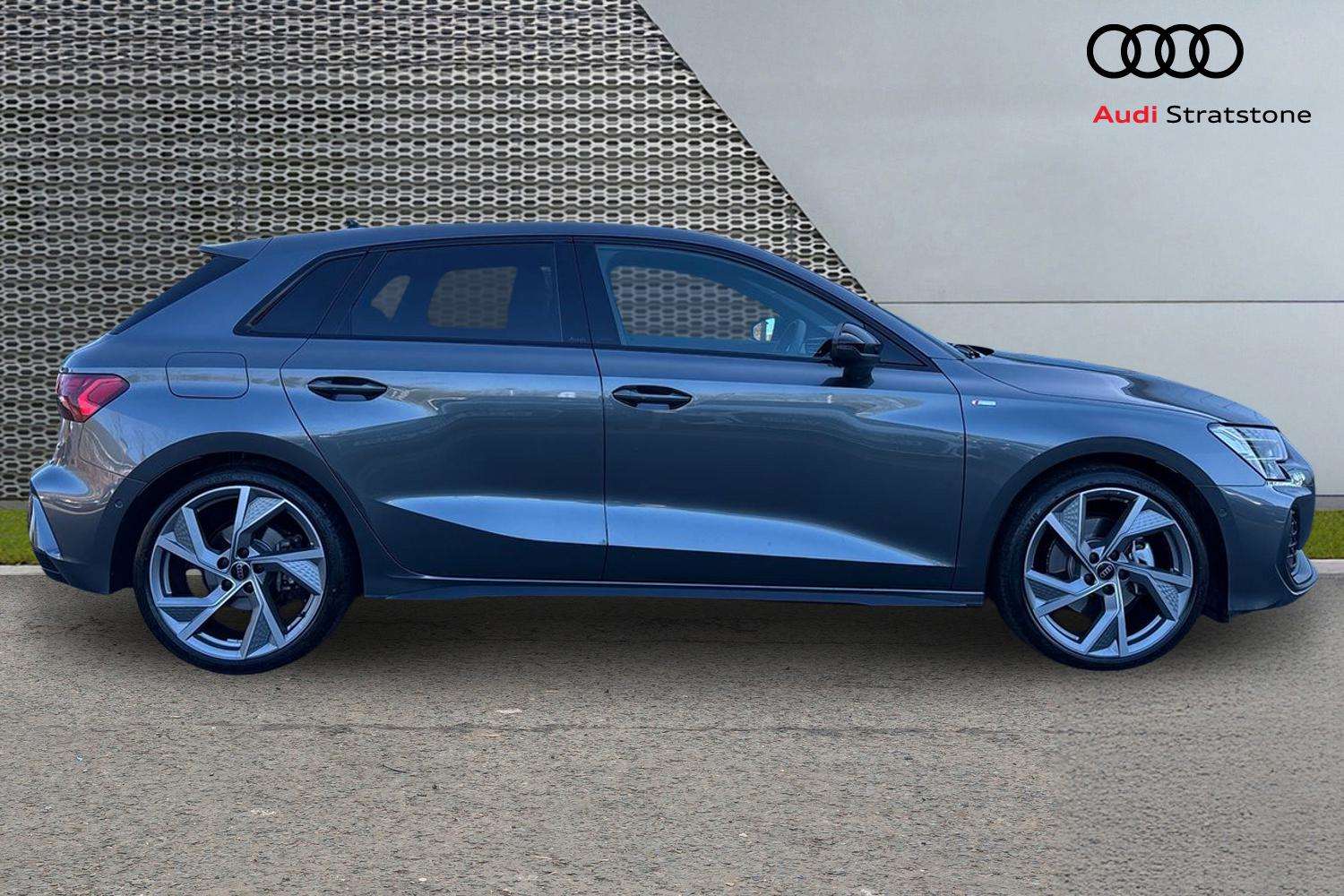 Used Audi A3 2025 for sale - 77943141: Photo 4